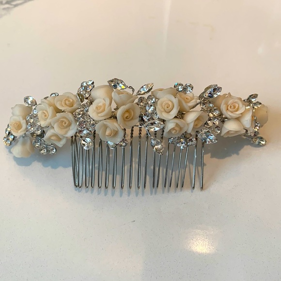 Bridal Floral Headpiece - Picture 1 of 4